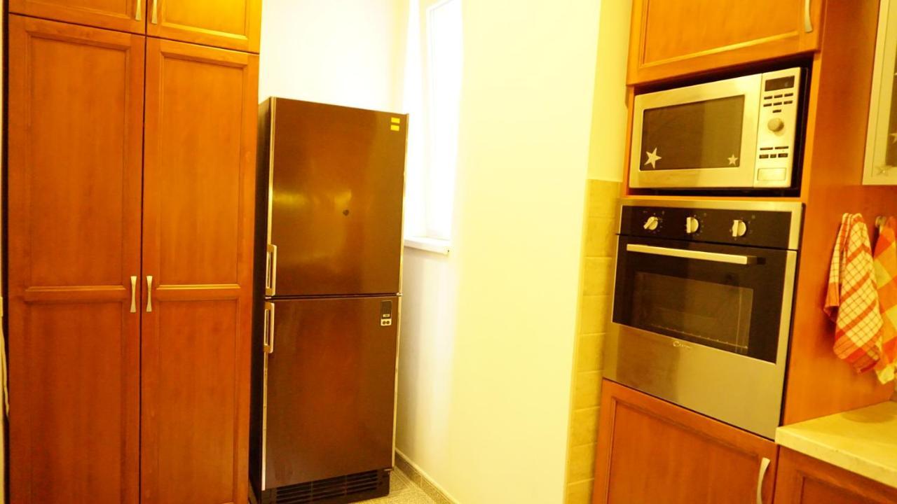 Green Land Apartment Белград Екстериор снимка